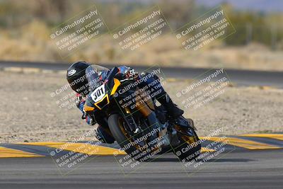 media/Dec-17-2022-SoCal Trackdays (Sat) [[224abd9271]]/Turn 7 Set 1 (1125am)/